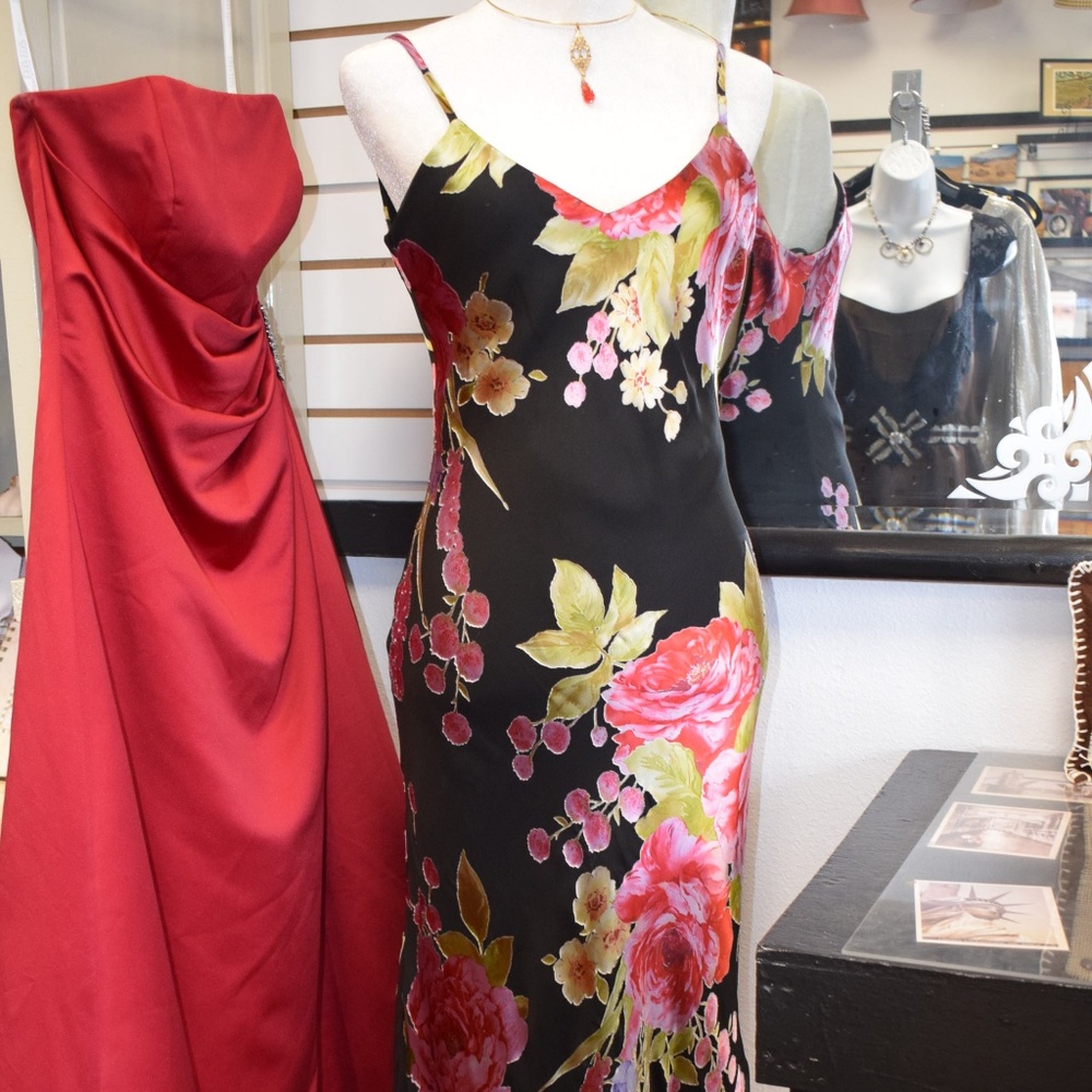 Gorgeous Size 6 Barcelino Silk Dress